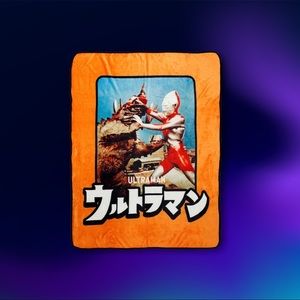Ultra Man 🇯🇵🇯🇵 blanket !!! It’s insanely soft
